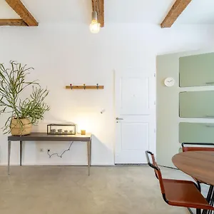 Chic Et Moderne Marsella