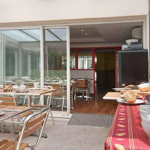 Adagio Access Prado Perier Marsylia